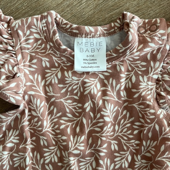 Mebie Baby Bodysuits in EUC - Picture 3 of 5